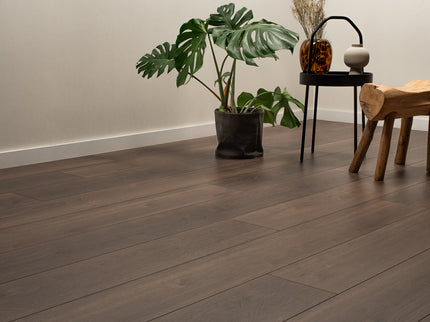 Authentiek Laminaat Zwart Geolied